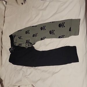 New boys size 7 skull harem pants